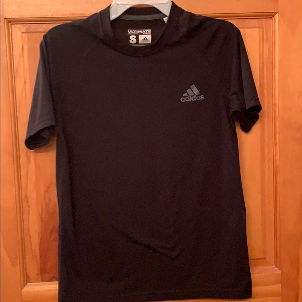 Adidas black T-shirt size small